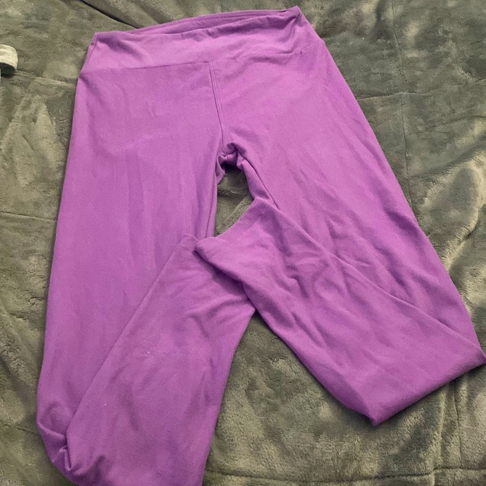 Lularoe Girls High Waist Buttery Soft Full Length Purple Leggings. One Size​